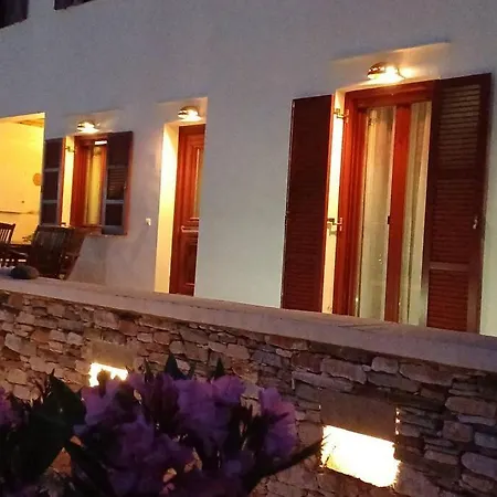 Giasemi House